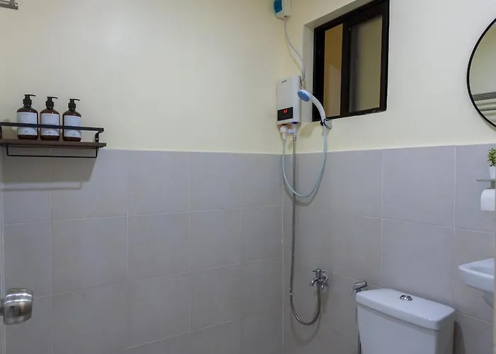 Aesthetic Boho Near Maginhawa & Up Apartment Manila
