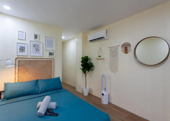 Aesthetic Boho Near Maginhawa & Up * Manila